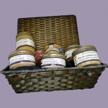 Festive box: foie gras and...